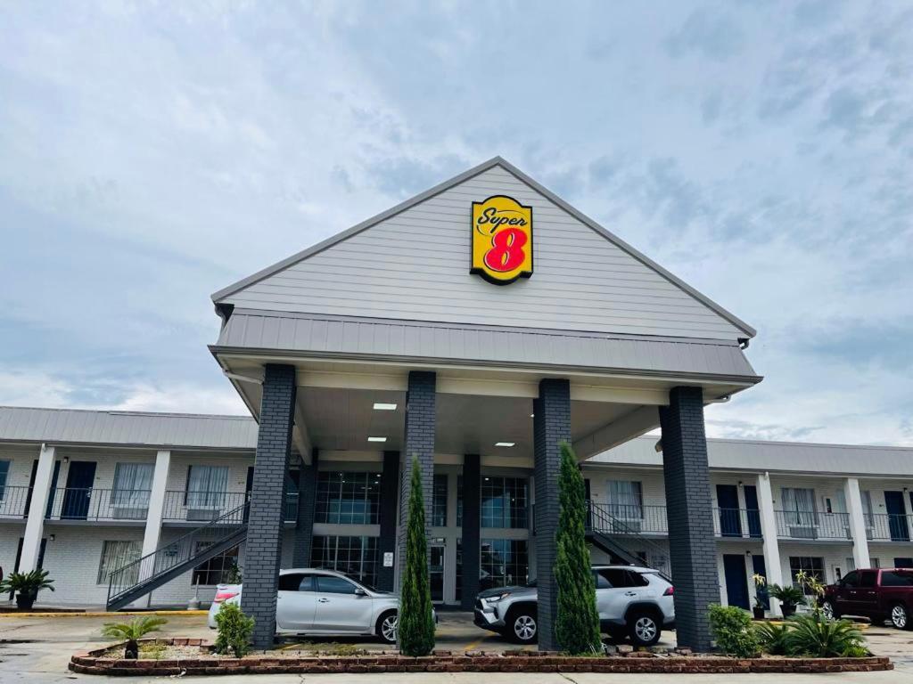Super 8 By Wyndham New Iberia Motel Luaran gambar