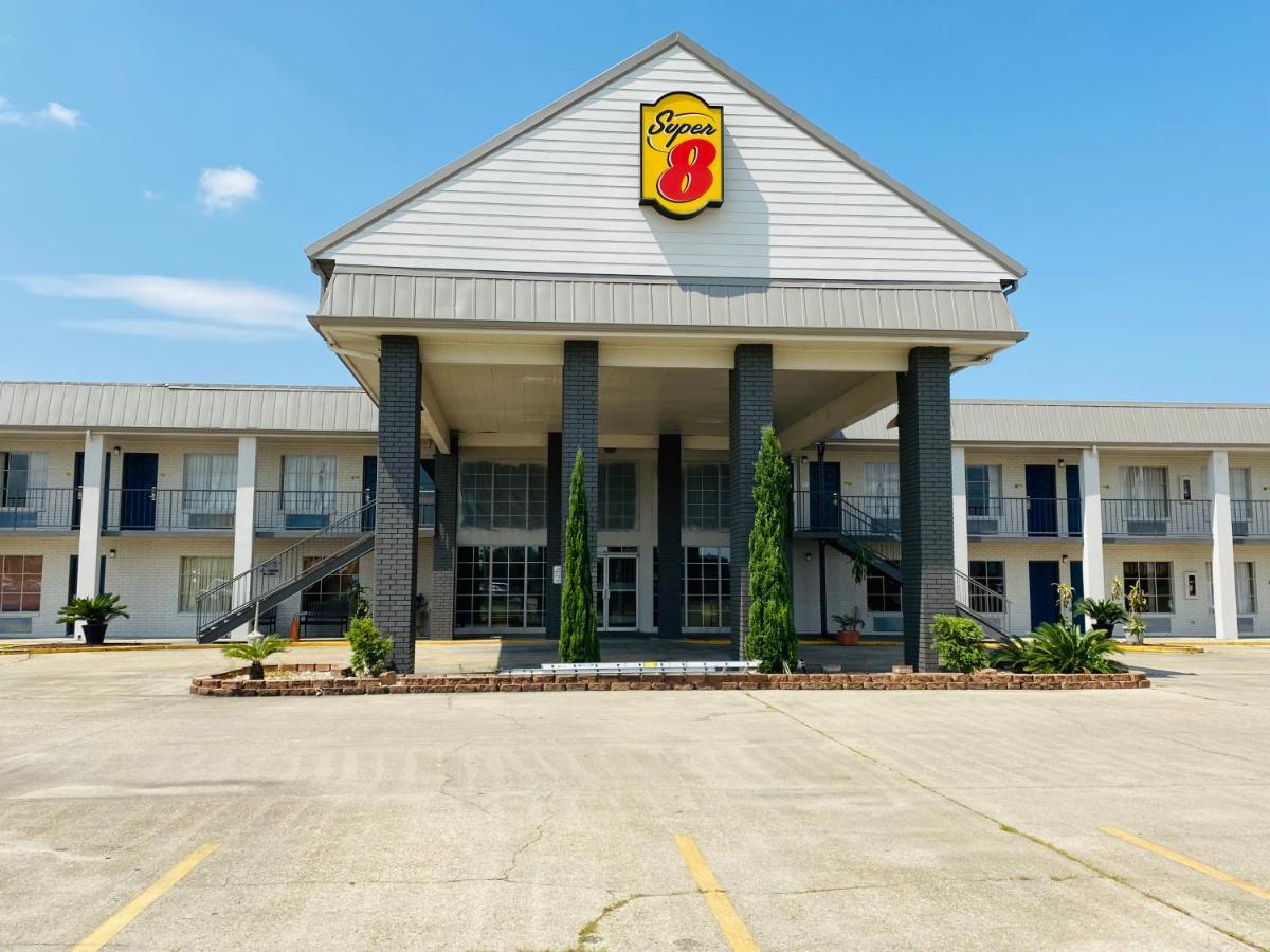 Super 8 By Wyndham New Iberia Motel Luaran gambar