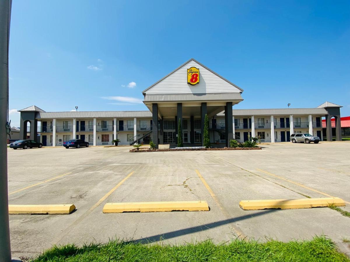 Super 8 By Wyndham New Iberia Motel Luaran gambar