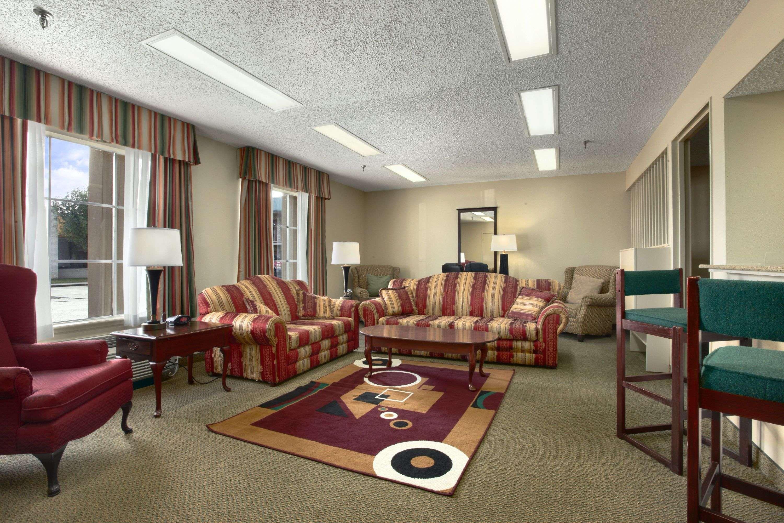 Super 8 By Wyndham New Iberia Motel Luaran gambar