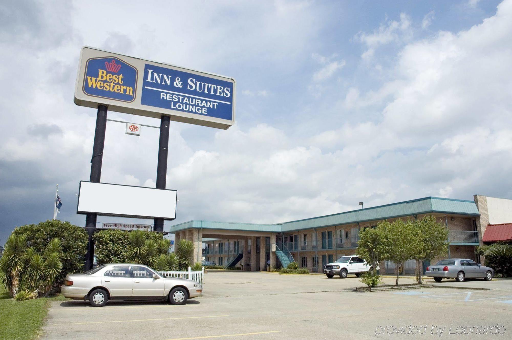 Super 8 By Wyndham New Iberia Motel Luaran gambar